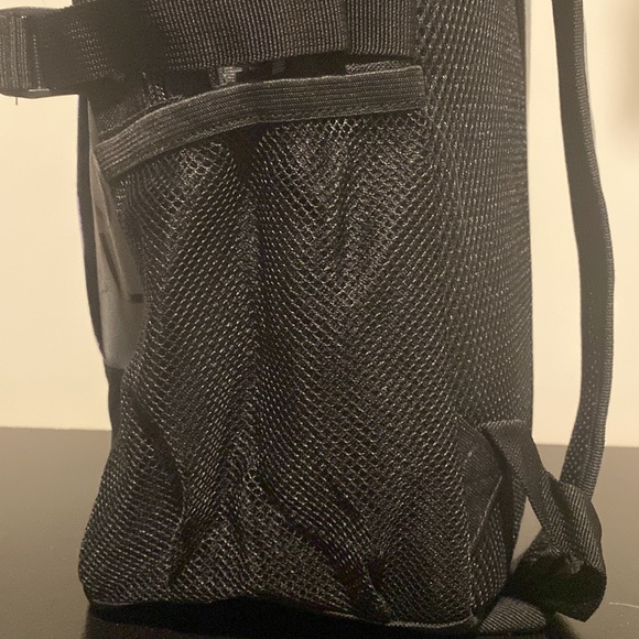 🖤 Black Panther “Wakanda Forever” Backpack (Walmart Exclusive) - Picture 3 of 6